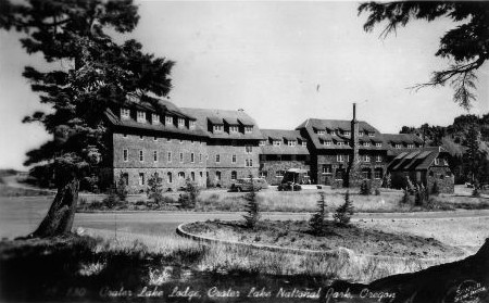Crater Lake Lodge 1940s