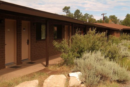 yavapai lodge west